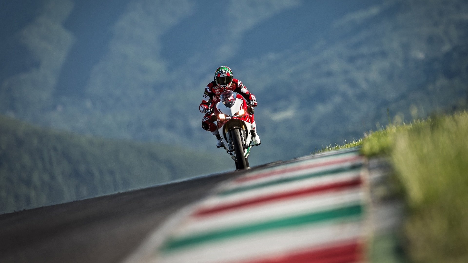 传奇回归！莎拉波娃8月16日与球迷互动，网坛女王再掀热潮|EG电子